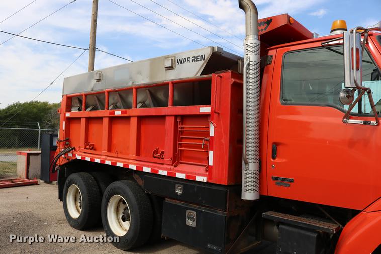 image for item DD0073 2001 Sterling LT7501 dump truck
