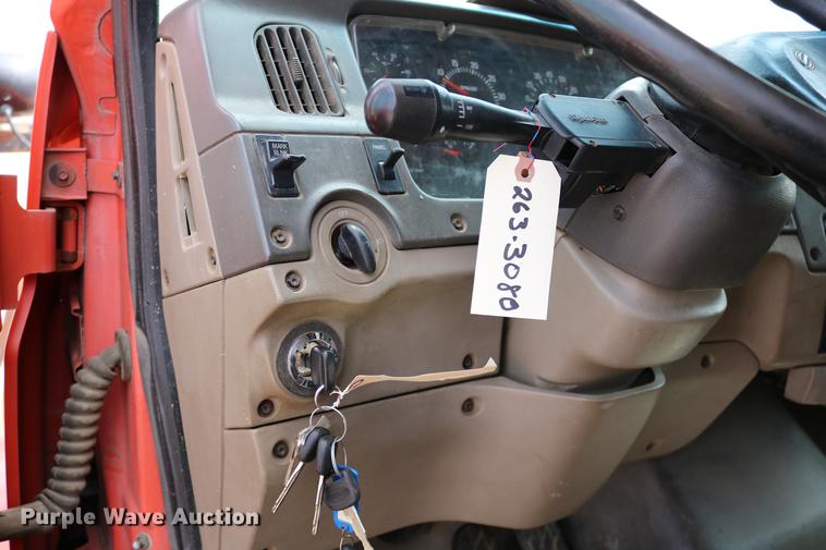 image for item DD0073 2001 Sterling LT7501 dump truck