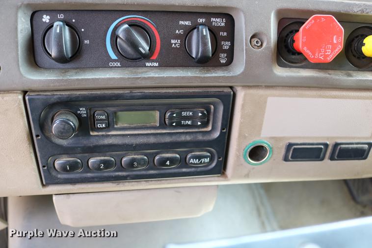 image for item DD0073 2001 Sterling LT7501 dump truck