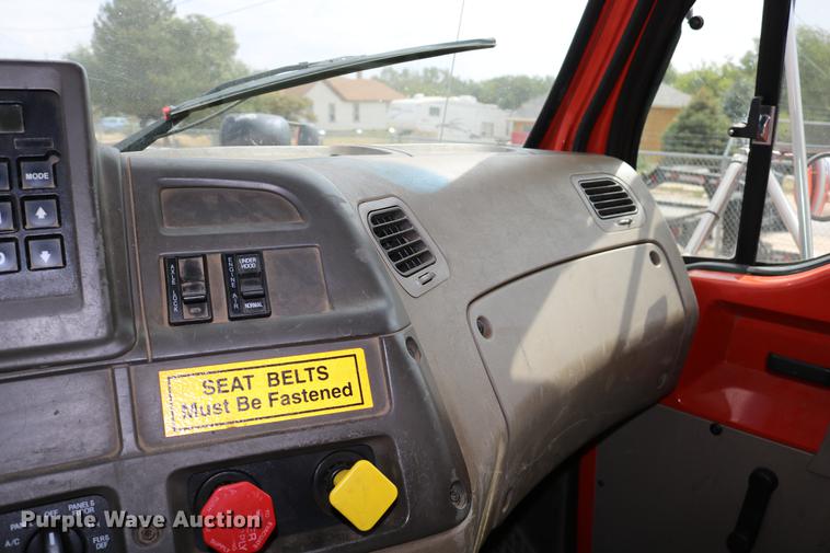image for item DD0073 2001 Sterling LT7501 dump truck