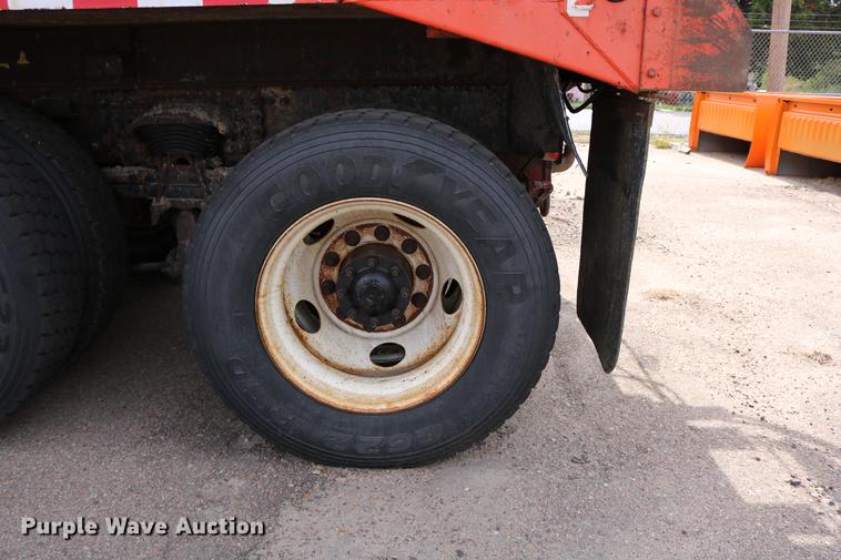 image for item DD0073 2001 Sterling LT7501 dump truck