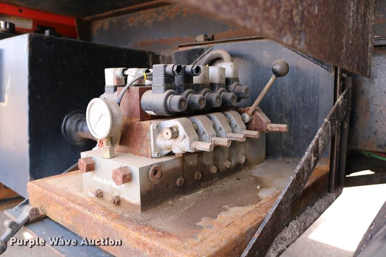 image for item DD0073 2001 Sterling LT7501 dump truck