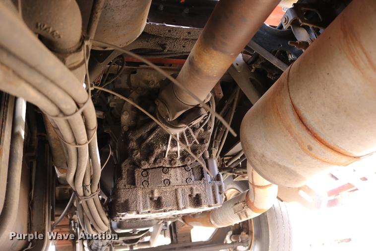 image for item DD0073 2001 Sterling LT7501 dump truck