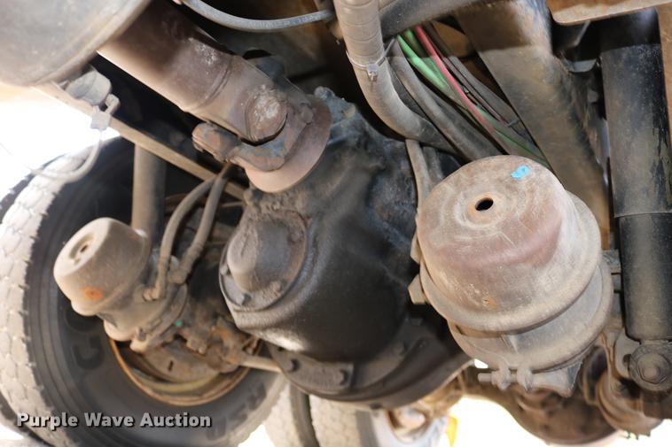 image for item DD0073 2001 Sterling LT7501 dump truck