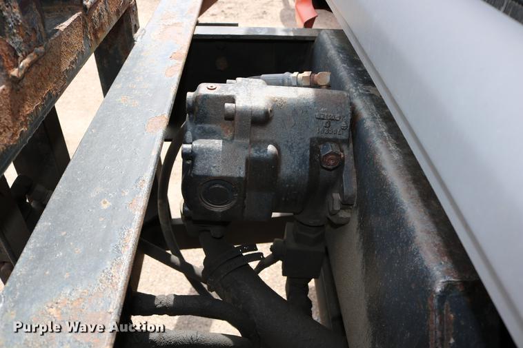 image for item DD0073 2001 Sterling LT7501 dump truck