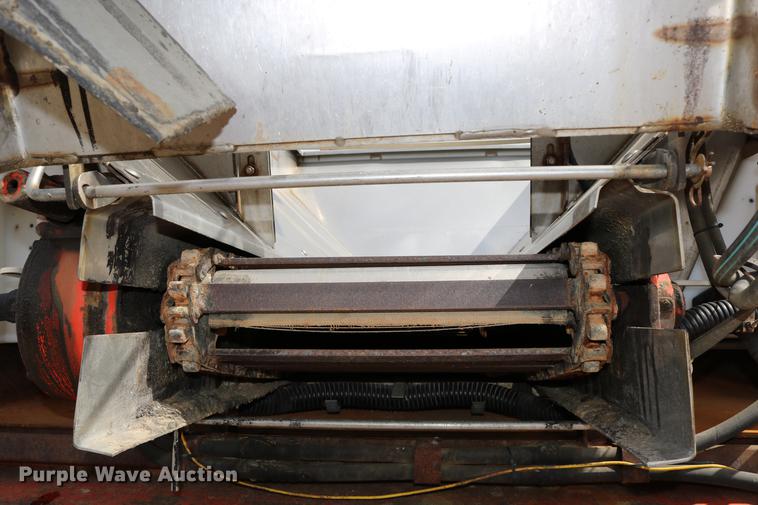 image for item DD0073 2001 Sterling LT7501 dump truck