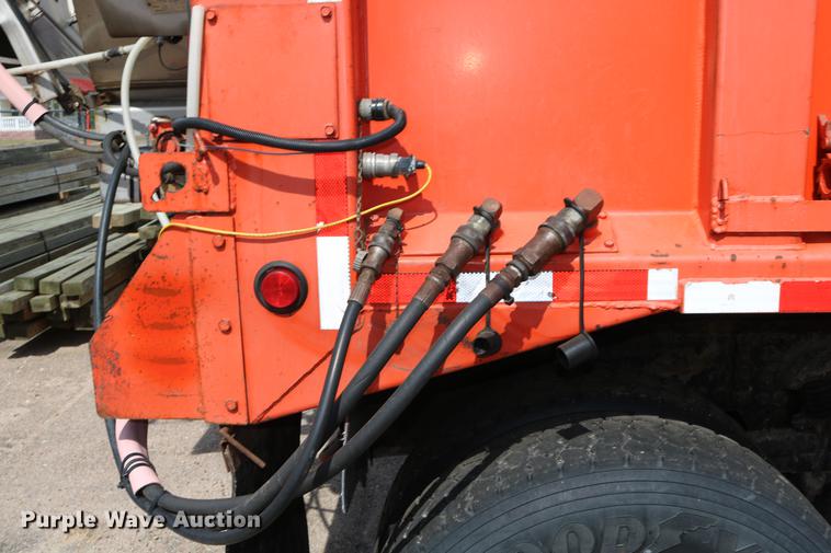 image for item DD0073 2001 Sterling LT7501 dump truck