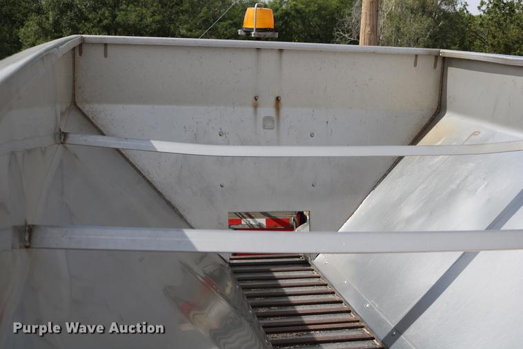 image for item DD0073 2001 Sterling LT7501 dump truck