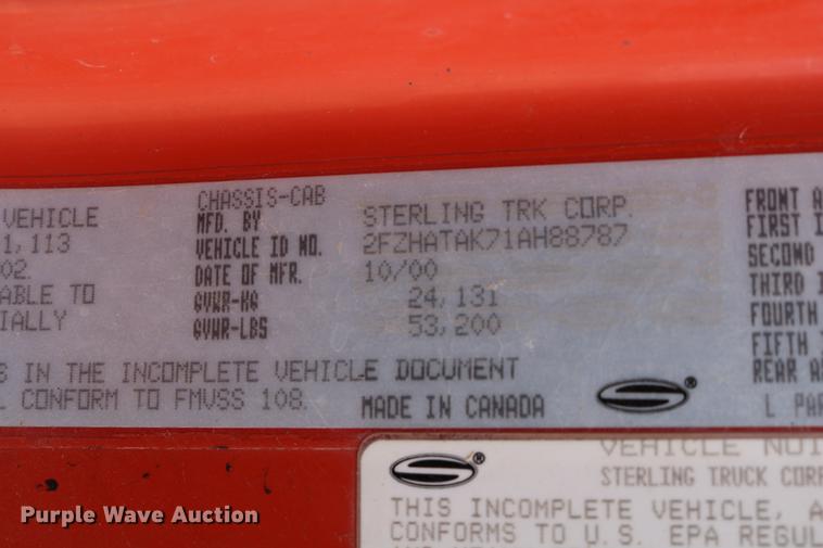 image for item DD0073 2001 Sterling LT7501 dump truck