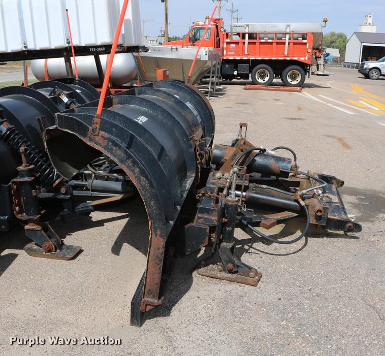 image for item DD0073 2001 Sterling LT7501 dump truck