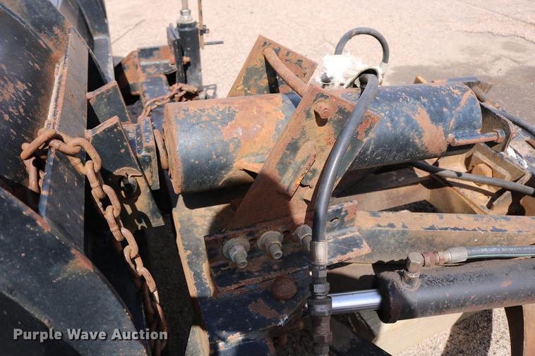 image for item DD0073 2001 Sterling LT7501 dump truck