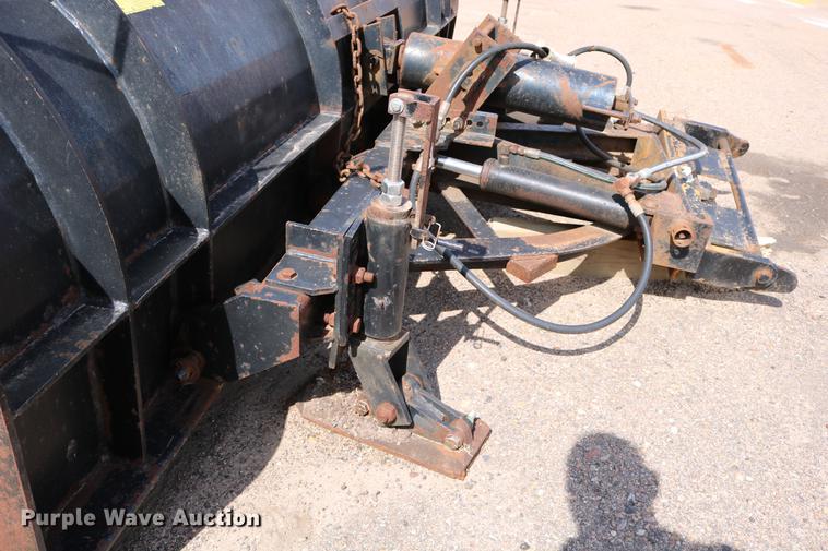 image for item DD0073 2001 Sterling LT7501 dump truck