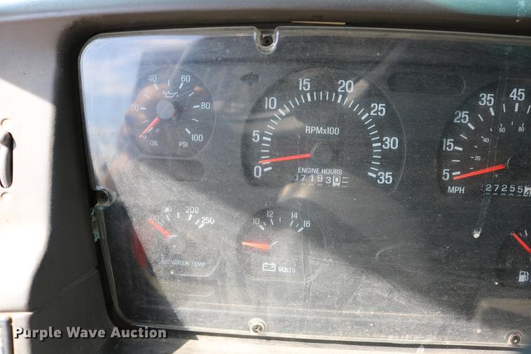 image for item DD0075 2001 Sterling LT7501 dump truck