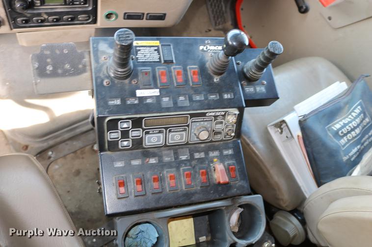 image for item DD0075 2001 Sterling LT7501 dump truck