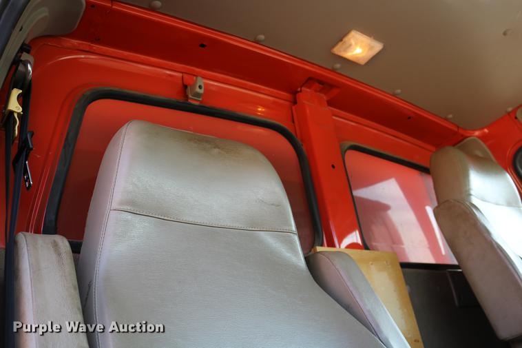 image for item DD0075 2001 Sterling LT7501 dump truck