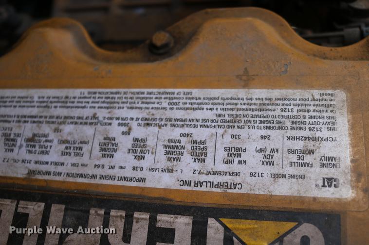 image for item DD0075 2001 Sterling LT7501 dump truck