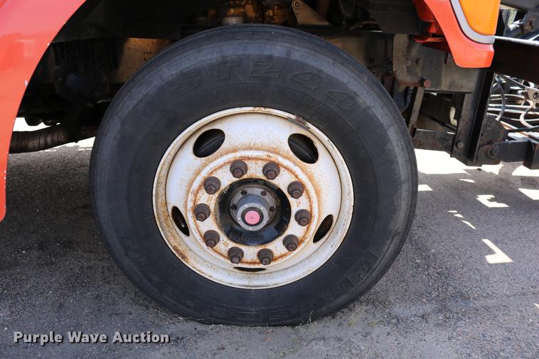 image for item DD0075 2001 Sterling LT7501 dump truck