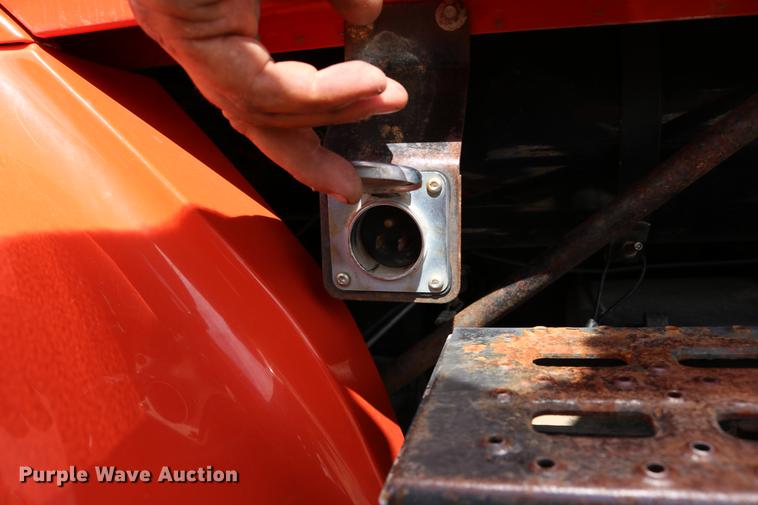 image for item DD0075 2001 Sterling LT7501 dump truck