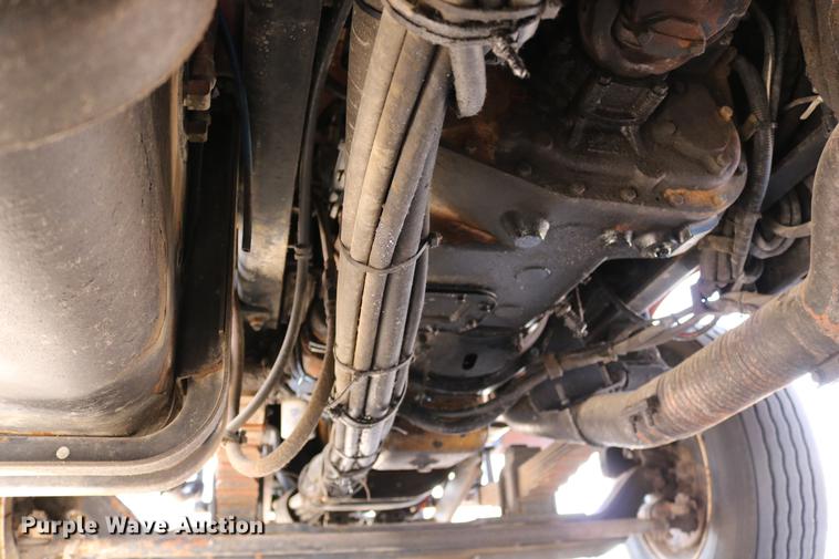 image for item DD0075 2001 Sterling LT7501 dump truck