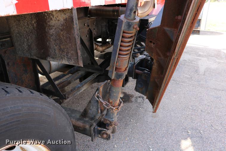 image for item DD0075 2001 Sterling LT7501 dump truck