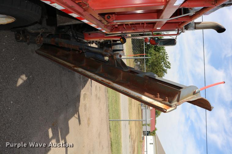 image for item DD0075 2001 Sterling LT7501 dump truck