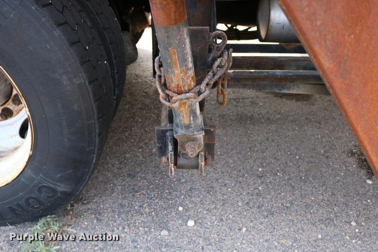 image for item DD0075 2001 Sterling LT7501 dump truck