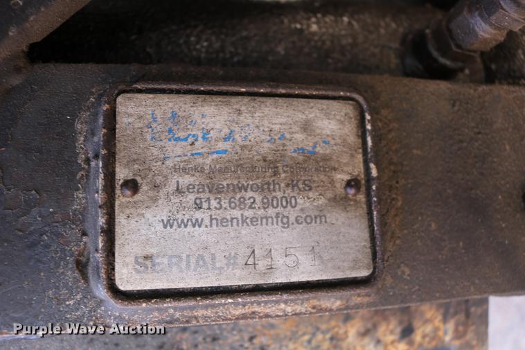 image for item DD0075 2001 Sterling LT7501 dump truck