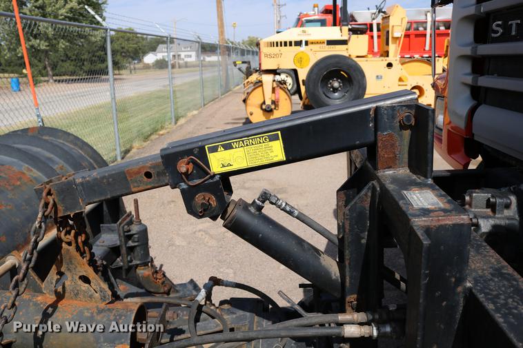 image for item DD0075 2001 Sterling LT7501 dump truck