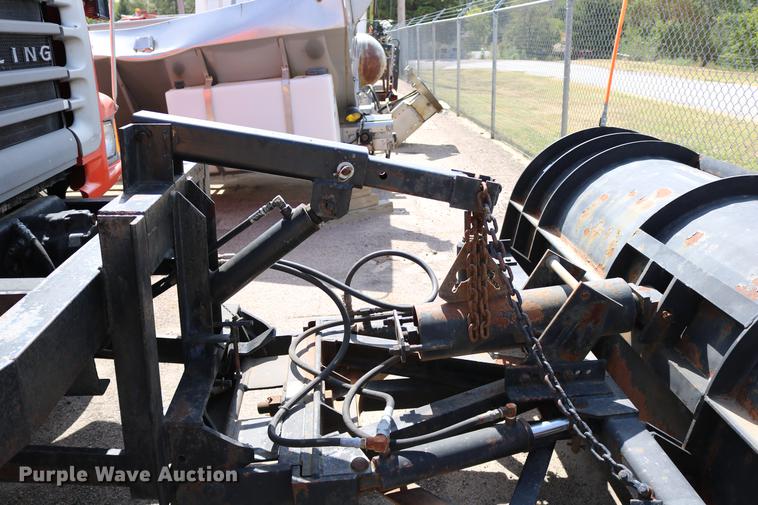 image for item DD0075 2001 Sterling LT7501 dump truck