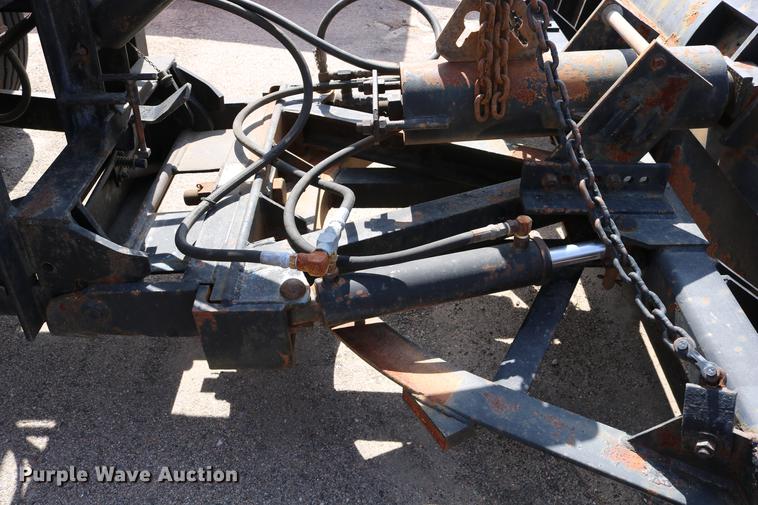 image for item DD0075 2001 Sterling LT7501 dump truck