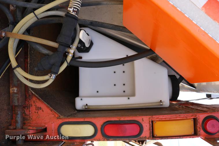 image for item DD0075 2001 Sterling LT7501 dump truck