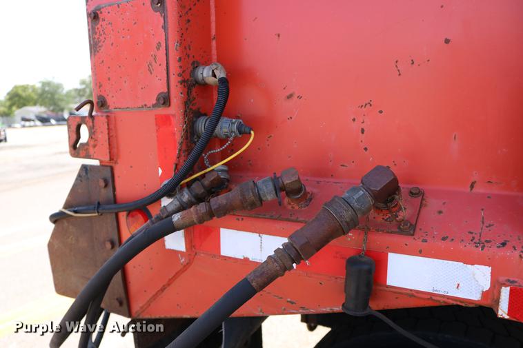 image for item DD0075 2001 Sterling LT7501 dump truck