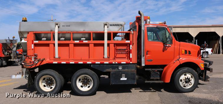 image for item DD0076 2001 Sterling LT7500 dump truck