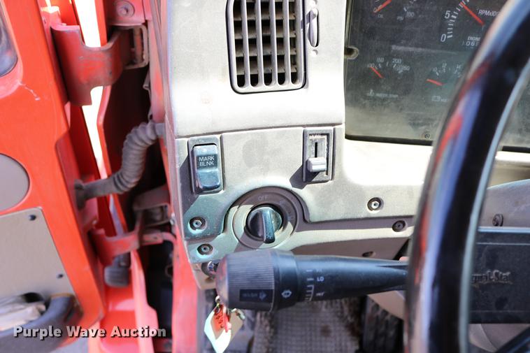 image for item DD0076 2001 Sterling LT7500 dump truck