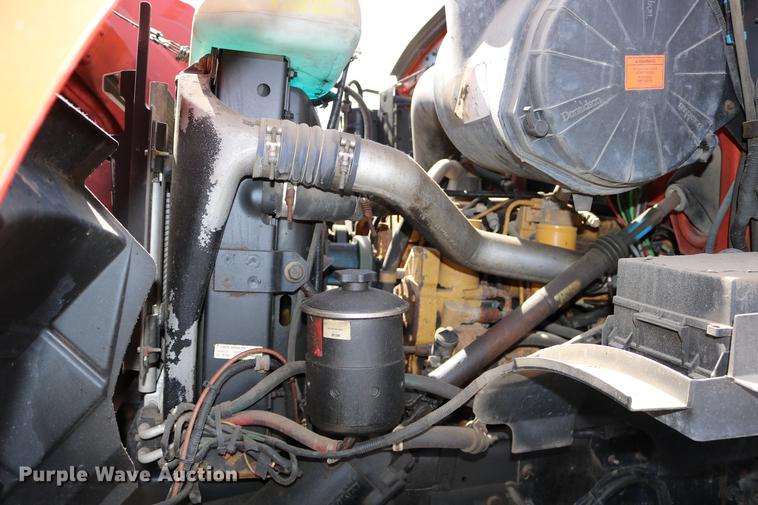 image for item DD0076 2001 Sterling LT7500 dump truck