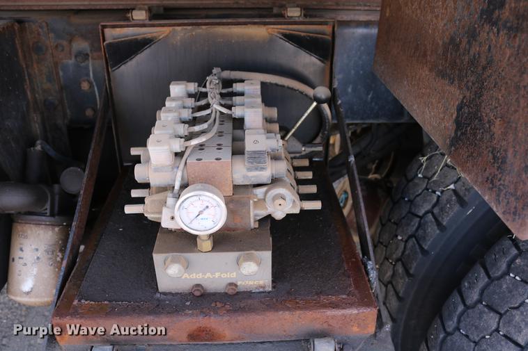 image for item DD0076 2001 Sterling LT7500 dump truck