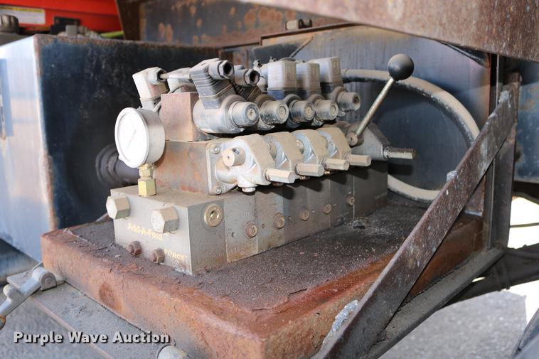 image for item DD0076 2001 Sterling LT7500 dump truck