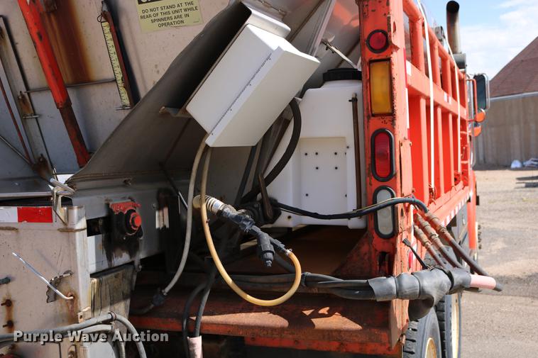 image for item DD0076 2001 Sterling LT7500 dump truck