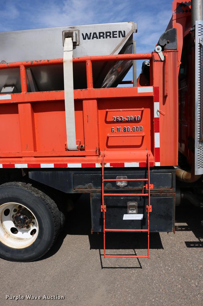 image for item DD0076 2001 Sterling LT7500 dump truck