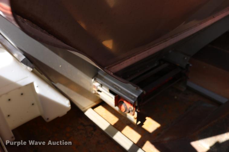 image for item DD0076 2001 Sterling LT7500 dump truck