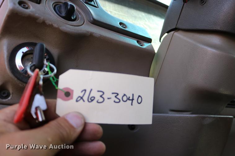 image for item DD0076 2001 Sterling LT7500 dump truck