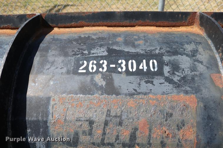 image for item DD0076 2001 Sterling LT7500 dump truck