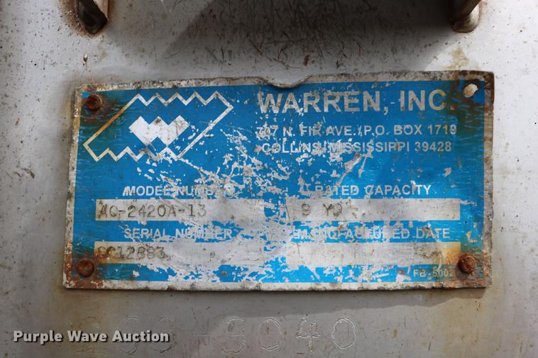 image for item DD0076 2001 Sterling LT7500 dump truck