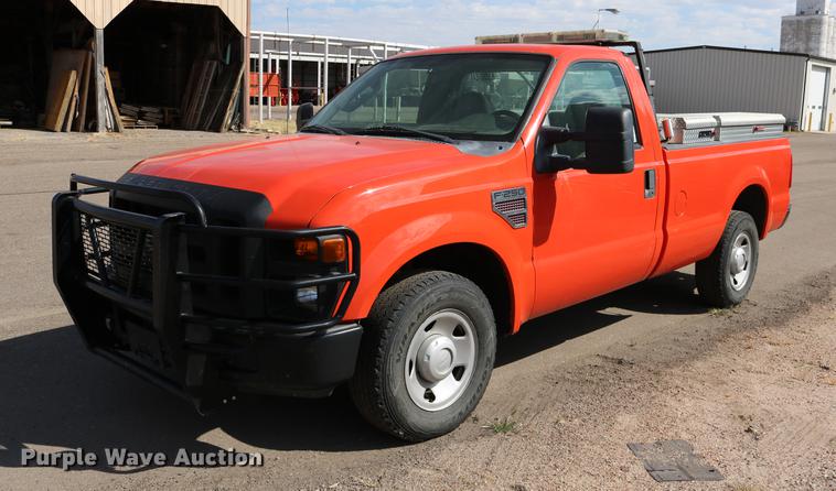 image for item DD0077 2008 Ford F250 Super Duty pickup truck