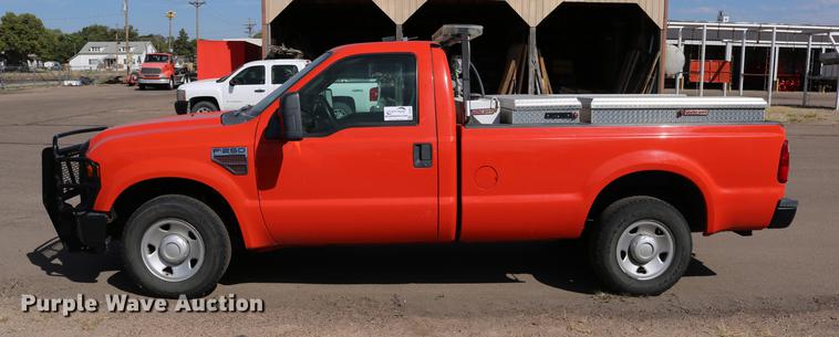 image for item DD0077 2008 Ford F250 Super Duty pickup truck