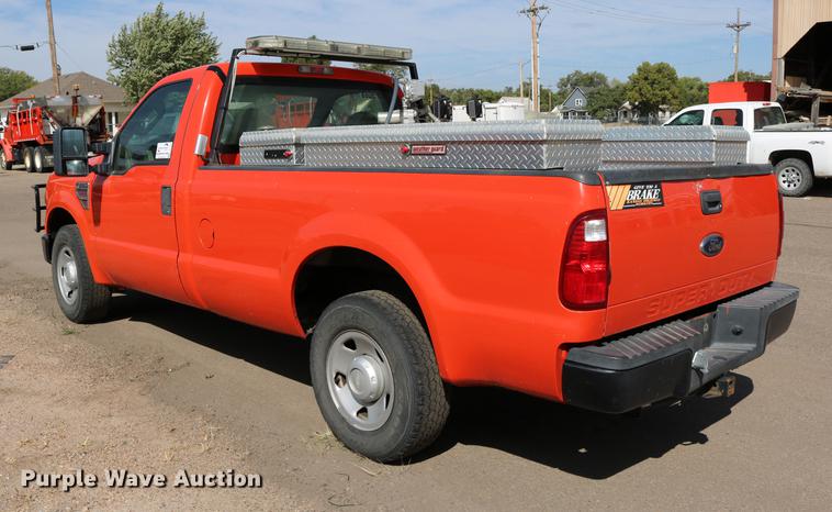 image for item DD0077 2008 Ford F250 Super Duty pickup truck