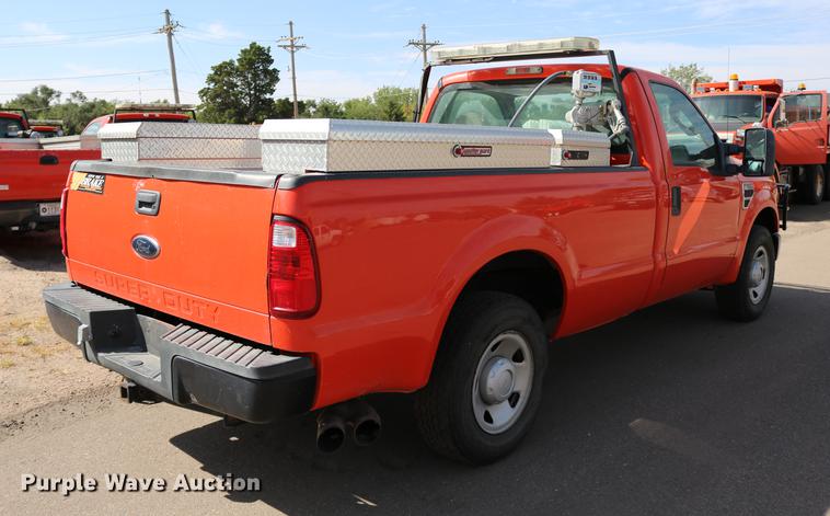 image for item DD0077 2008 Ford F250 Super Duty pickup truck