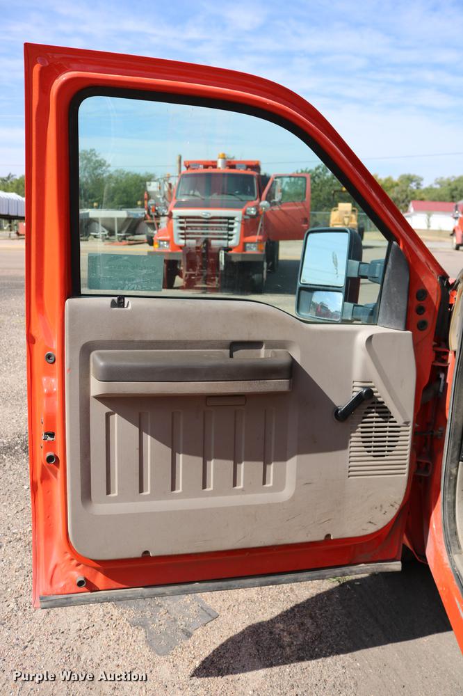 image for item DD0077 2008 Ford F250 Super Duty pickup truck