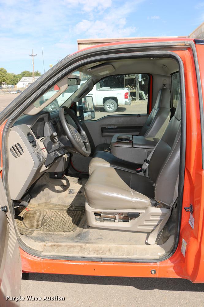 image for item DD0077 2008 Ford F250 Super Duty pickup truck