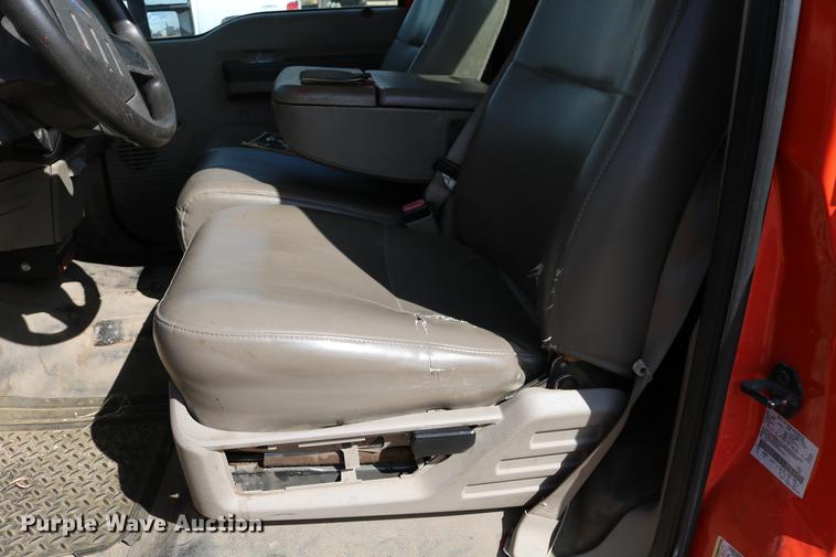 image for item DD0077 2008 Ford F250 Super Duty pickup truck